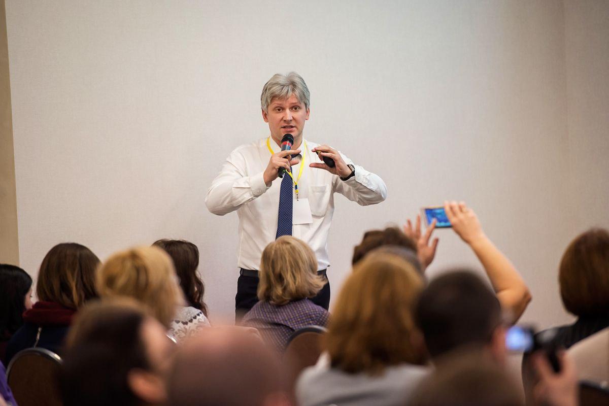 Врач невролог, нейрофизиолог, д.м.н. профессор Дружинин Дмитрий Сергеевич