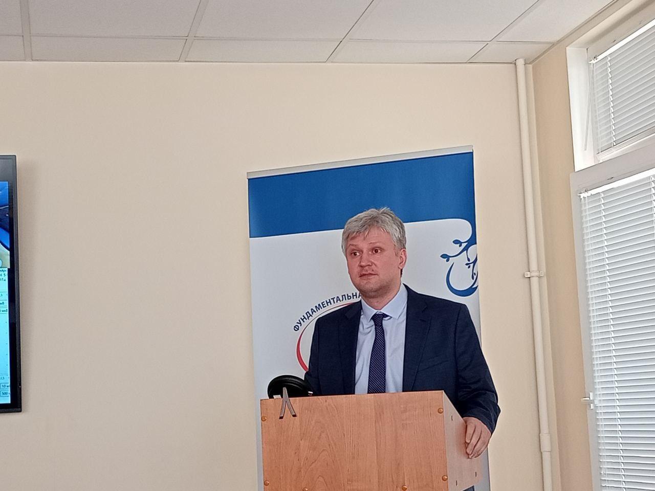 Врач невролог, нейрофизиолог, д.м.н. профессор Дружинин Дмитрий Сергеевич